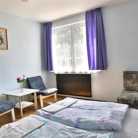 Francoise Hotel 2*