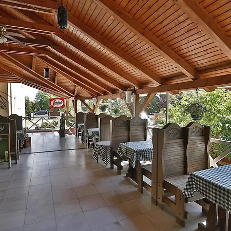 Hotel Francoise